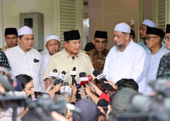 Prabowo hingga Muzani Ziarah ke Makam Habib Ali Kwitang