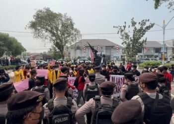 Gubernur Kalteng Sepakat Tangani Karhutla, AMKM Tunggu Bukti Nyata di Lapangan